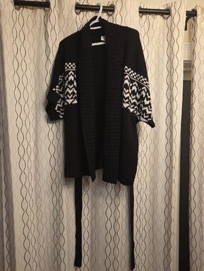 Rip Curl Black Open-Front Cardigan with White Fair Isle Sleeves